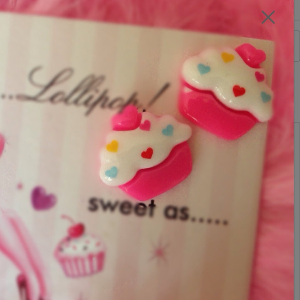 Oh lollipop Sugar fluff heart frosted cupcake earrings candy pastel cherry doll